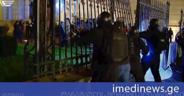 პრეზიდენტის სასახლის ხელში ჩაგდების მცდელობა კიდევ ექვსმა ბრალდებულმა აღიარა. „ქრონიკის“ სიჟეტი