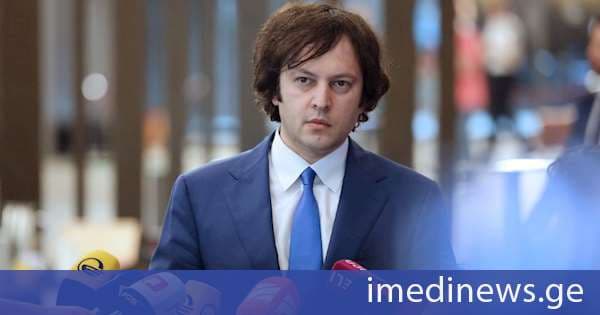 პრემიერი: ევროკავშირს რომ დემოკრატია ფეხზე ჰკიდია, ხომ ჩანს უკრაინის, მოლდოვის და ბევრ სხვა მაგალითზე, ეს ხომ ჩანს 2004-2012 წლების საქართველოს მაგალითზე, როცა პატიმრებს პირდაპირ აწამებდნენ, იგივეს აკეთებენ ახლა სხვა ქვეყნებში, სადაც მწვანე შუქს უნთებენ, კანდიდატის სტატუსს ანიჭებენ და მოლაპარაკებებს უხსნიან ქვეყნებს, სადაც ხდება ის, რაც ხდებოდა 2004-2012 წლების საქართველოში
