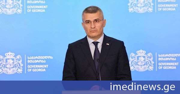 მამუკა მდინარაძე: ყველას ვაფრთხილებ, პოლიციელი იქნება თუ სხვა ადამიანი, რომელიც პოლიციელის დისკრედიტაციას შეეცდება, პოლიციელის მუნდირის, ღირსების, გმირი ხალხის შეურაცხყოფას და მანიპულაციებით მათი დისკრედიტაციის კამპანიას არავის გავუტარებთ და მეორე მხრივ, პოლიციელი იქნება თუ რომელიმე უწყების სხვა წარმომადგენელი, ძალადობას და ასეთ მავნე ქმედებებს, პოლიციელის მუნდირის შეურაცხყოფას არც მათ გავუტარებთ