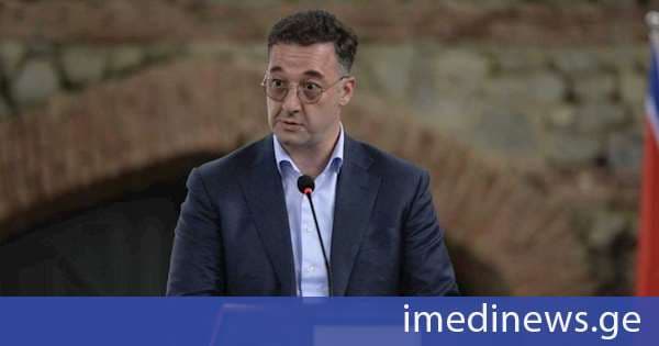 დავით სონღულაშვილმა კახეთში სკოლის წარჩინებული კურსდამთავრებულები დააჯილდოვა
