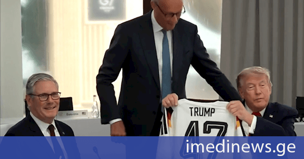 მერცმა ტრამპს დაბადების დღეზე გერმანიის ეროვნული საფეხბურთო ნაკრების მაისური აჩუქა