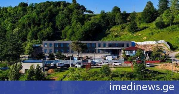 სოფელ კირცხის №2 საჯარო სკოლის მშენებლობა აქტიურად მიმდინარეობს