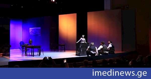გრიბოედოვის სახელობის სახელმწიფო თეატრმა 180-ე სეზონი სპექტაკლ „ხანუმას“ პრემიერით დაასრულა