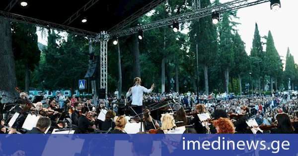 „თბილისი პიანო ფესტი 2026“ პიანისტისა და ფესტივალის დამფუძნებლის, დუდანა მაზმანიშვილის, მაესტრო კარლო პონტისა და საქართველოს ეროვნული სიმფონიური ორკესტრის კონცერტით დაიხურა