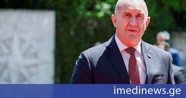 რუმენ რადევის განცხადებით, ბულგარეთი რუსეთის საწინააღმდეგო სანქციების 21-ე პაკეტს წინააღმდეგობას გაუწევს, თუ სიიდან არ ამოიღებენ რუსეთის მართლმადიდებელი ეკლესიის პატრიარქსა და კომპანია „ლუკოილის“ თანადამფუძნებელს