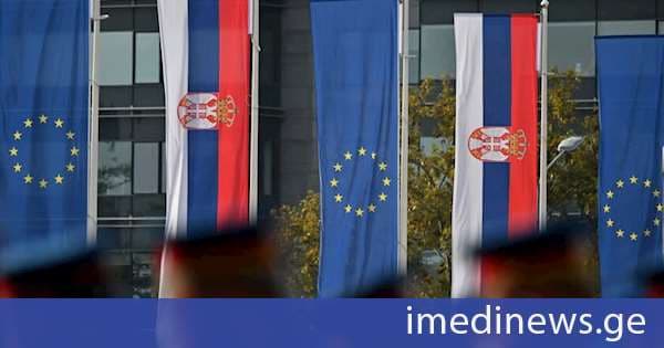 Euronews: რვა წევრი სახელმწიფო სერბეთის ევროკავშირში გაწევრიანების მომდევნო კლასტერის გახსნას ეწინააღმდეგება - საერთო წინააღმდეგობა, ძირითადად, სერბეთში კანონის უზენაესობასთან დაკავშირებულ პრობლემურ საკითხებსა და რუსეთის წინააღმდეგ სანქციების პოლიტიკის არგაზიარებას უკავშირდება