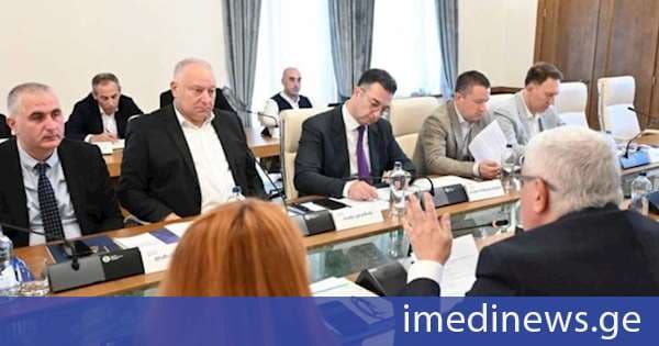 პაატა კვიჟინაძე: დღეს საქართველოში სადაზღვევო სექტორი 19 კომპანიით არის წარმოდგენილი. სტატისტიკით დასტურდება, რომ სადაზღვევო ბაზარი სტაბილურად და სწრაფად ვითარდება. მისმა ბრუნვამ 2025 წელს 1,411 მილიარდი ლარი შეადგინა, რაც 12%-ით აღემატება წინა წლის შესაბამის მაჩვენებელს