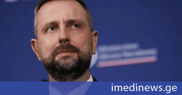 პოლონეთის თავდაცვის მინისტრი: ყველა ახალგაზრდა, საბრძოლველად ვარგისი უკრაინელი უკრაინაში უნდა იყოს