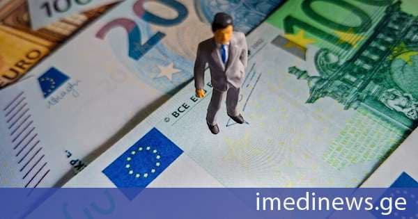 POLITICO: ევროკომისია ესპანეთის ხელისუფლებას მოუწოდებს, დაუყოვნებლივ დაასრულოს საკანონმდებლო პროცესი ლობირების სფეროს რეფორმირების კუთხით, მათ შორის ლობისტთა სავალდებულო საჯარო რეესტრის შემოღების გზით