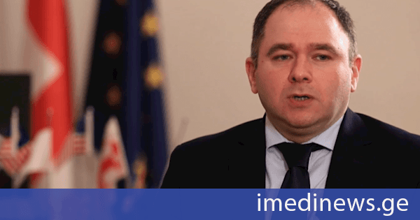 ნიკოლოზ სამხარაძე: როდესაც, 2024 წლის არჩევნების შემდეგ ეუთო/ოდირის სადამკვირვებლო მისია საბოლოო ანგარიშის მოსამზადებლად შეიკრიბა, მაშინ ეუთოს მისიის ხელმძღვანელზე განხორციელდა ძალიან დიდი ზეწოლა - ტექსტი მაქსიმალურად ნეგატიური უნდა ყოფილოყო. როცა ზეწოლა საკმაოდ ძლიერი გახდა, იგი დაიმუქრა გადადგომით, უკანასკნელმა მოვლენებმა დაგვარწმუნა, რომ საჭიროა საზოგადოებამ ამ ნაწილშიც იცოდეს სიმართლე