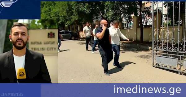 ნიკო ხურცილავა, რომელიც ნოდარ დუმბაძის შეურაცხყოფის მოტივით ონისე ოქრიაშვილს ფიზიკურად გაუსწორდა, 5-ათასლარიანი გირაოთი სასამართლო დარბაზიდან გათავისუფლდა