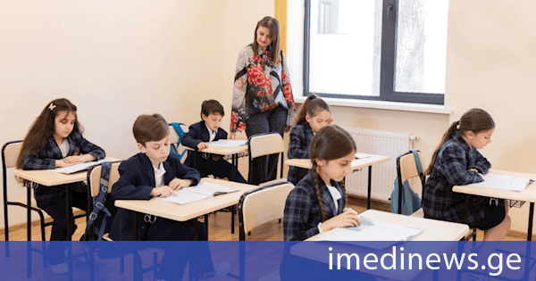 განათლების სამინისტრო: სასკოლო პიჯაკის ღირებულება განისაზღვრა 45 ლარით, ხოლო სასკოლო შარვლისა და სასკოლო ქვედაკაბის ღირებულება – 25 ლარით