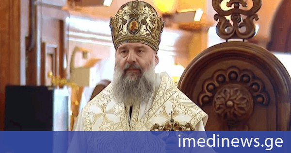 შიო III ილიაობასთან დაკავშირებით სამების ტაძარში წირვას აღავლენს