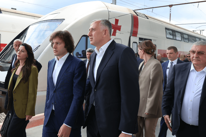 ზურაბ პატარაძე საქართველოს პრემიერ-მინისტრთან და ეკონომიკისა და მდგრადი განვითარების მინისტრთან ერთად ბათუმში მნიშვნელოვან ინფრასტრუქტურულ პროექტებს გაეცნო