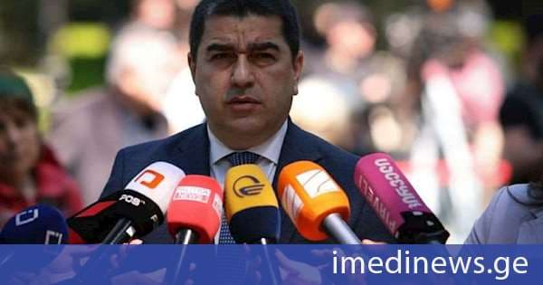 პარლამენტის თავმჯდომარე: „ნაციონალურ მოძრაობას“ არავინ ეკითხება არც რიტორიკის დაწყებას, არც მის შეწყვეტას. ეს არის საერთო გზავნილი, რომელიც მათ მოსდით და რომელსაც უნდა აჰყვნენ