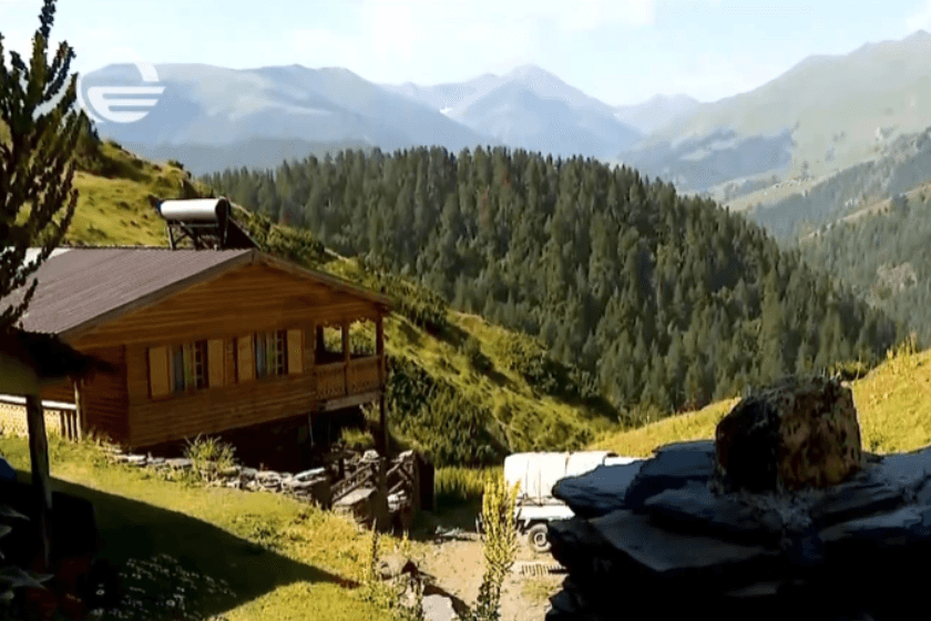 თუშეთში ტურისტული სეზონი აქტიურ ფაზაშია. „ქრონიკის“ სიუჟეტი