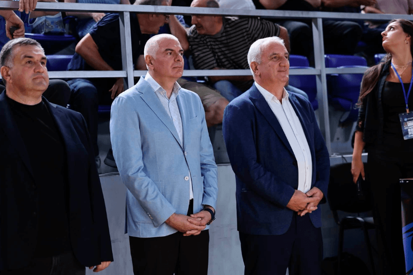 სპორტის მინისტრი 18 წლამდე ვაჟ ხელბურთელთა EHF-ის ევროპის ჩემპიონატის დახურვის ცერემონიას დაესწრო