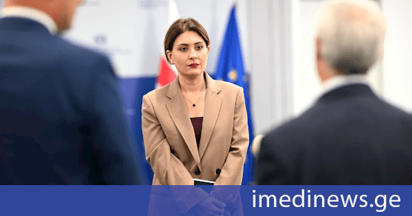 თამარ იოსელიანი: ვაზიანის საერთაშორისო აეროპორტის პროექტი გადადის განვითარების ახალ ეტაპზე - ტექნიკურ-ეკონომიკური კვლევა შემუშავდება საერთაშორისო სტანდარტების შესაბამისად და მოგვცემს შესაძლებლობას, რომ ჩვენი გრძელვადიანი გადაწყვეტილებები დავაფუძნოთ სწორ ტექნიკურ-ეკონომიკურ გათვლებს