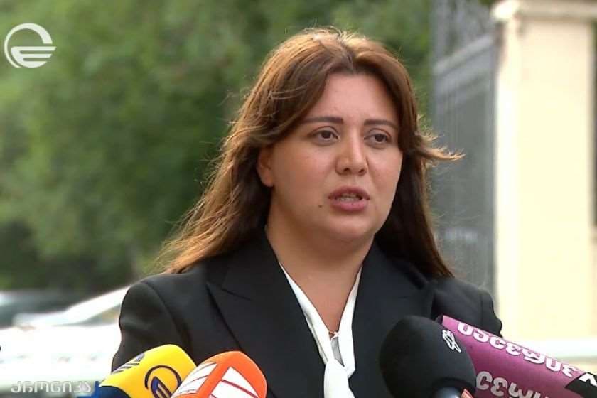 პროკურორის ინფორმაციით, რომეო მიქაუტაძემ დაადასტურა, რომ მან პირადად გადასცა ბიზნეს სუბიექტებისგან აღებული თანხა ლილუაშვილს