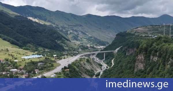 უსაფრთხო გადაადგილება გუდაურისა და სტეფანწმინდისკენ - ქვეშეთი-კობის მაგისტრალური გზის მშენებლობა გრძელდება. „ქრონიკის“ სიუჟეტი