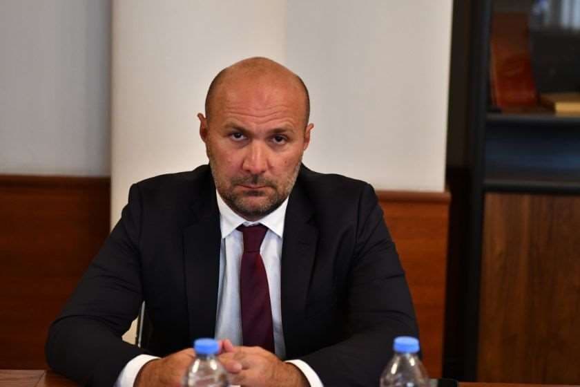 აკაკი ალადაშვილი რუსოფობიურ განცხადებებზე: ეს არის მცდელობა, რომ რუსეთმა ჩვენ როგორც რუსოფობიურ და რუსეთისთვის მტრულ სახელმწიფოდ აღგვიქვას, შეგვიჩეროს ჩვენ ეკონომიკური ურთიერთობები და ჩამოიშალოს ჩვენი ეკონომიკა
