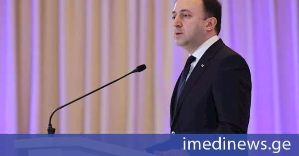 ირაკლი ღარიბაშვილი წერილს აქვეყნებს, სადაც ამბობს, რომ დანაშაული არ ჩაუდენია და ციხეში იმიტომ წავიდა, რომ „სახელმწიფოს და გუნდის ინტერესი არ დაეზიანებინა“