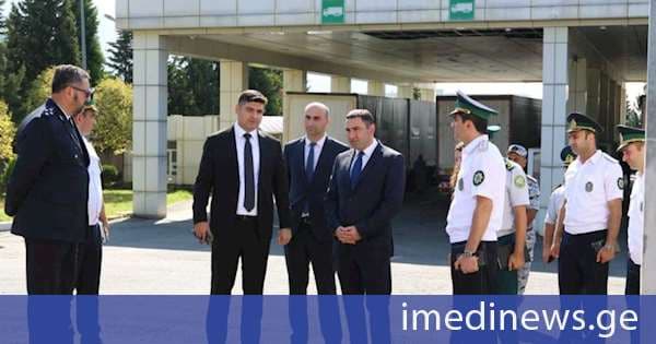 საბაჟო დეპარატამენტის ხელმძღვანელმა პირებმა აზერბაიჯანის რესპუბლიკის საბაჟო ადმინისტრაციის წარმომადგენლებთან სამუშაო შეხვედრები გამართეს