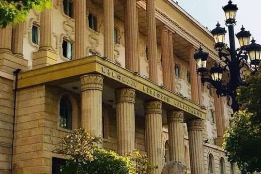 სასამართლომ სიტყვიერი შეურაცხყოფისთვის მოქალაქე ნარგიზი ხაჭვანი 1500 ლარით დააჯარიმა