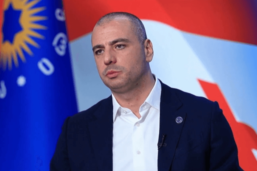 ლევან მაჭავარიანი: რასაც რადიკალური ოპოზიცია და არასამთავრობო ორგანიზაციები აანონსებდნენ გამჭვირვალობის შესახებ კანონთან დაკავშირებით, აბსოლუტურად არაფერი ახდა. ნათელია, რომ ეს იყო, უკაცრავად ჟარგონისთვის და აფერისტობა, თაღლითობა