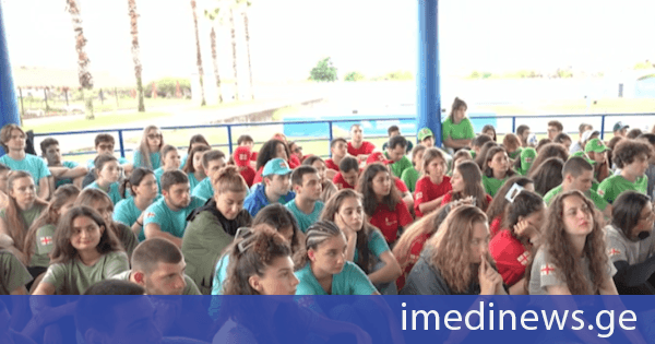 შემოქმედებითი გზა და თეატრალური ხელოვნება - ანაკლიის ახალგაზრდულ ბანაკში მორიგი ინტერაქტიური შეხვედრა გაიმართა
