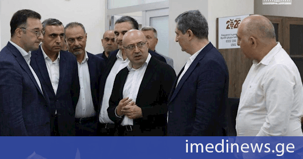 პარლამენტის წევრები გურჯაანში რთველის საკოორდინაციო შტაბის გახსნას დაესწრნენ