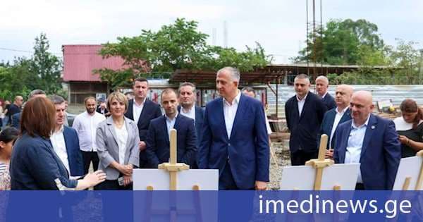 აჭარის მთავრობის თავმჯდომარე ზურაბ პატარაძე „ოცნების ქალაქში მიმდინარე პროექტების მშენებლობას გაეცნო