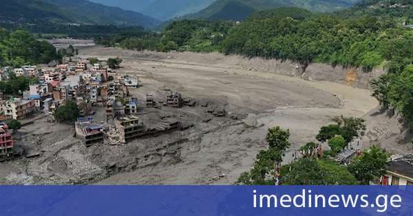 El Pais: ნეპალისა და ჩინეთის საზღვარზე წყალდიდობასა და მეწყერს, სულ მცირე, 160 ადამიანი ემსხვერპლა - დაკარგულად მიიჩნევა 900-მდე პირი
