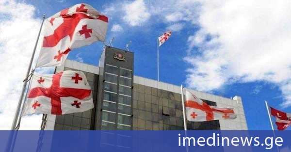თავდაცვის სამინისტრო: სამინისტროს აქვს სხვადასხვა სოციალური მიმართულების მხარდაჭერის პროგრამა, რითაც ჩვენი გმირი დაღუპული მეომრების ოჯახების, დაჭრილ-დაშავებული, თუ მოქმედი სამხედროების საჭიროებები ფინანსდება. წლების განმავლობაში მათი ოჯახების მხარდაჭერა ჩვენი განსაკუთრებული პრიორიტეტია