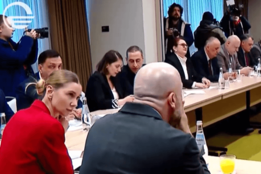 გამოაშკარავებული ოპოზიცია. „ქრონიკის“ სიუჟეტი