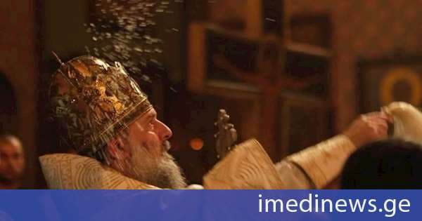 დეკანოზი გიორგი გოგიჩაიშვილი: პატრიარქის ქადაგებას, სადაც მან ეკლესიის ათასწლოვანი პოზიცია გაახმიანა, ისეთი ისტერიული კრიტიკა მოჰყვა, თითქოს სასულიერო პირები ავადმყოფებისთვის მკურნალობის აკრძალვას ითხოვდნენ. ეს არის ან სრული უმეცრება, ან ცინიკური ფარისევლობა