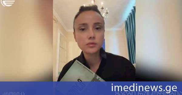 მედიაში გავრცელებული ცნობებით, ოპოზიციის აქტივისტი თეონა ბაღდავაძე აგვისტოს ომის შემდეგ რუსეთში სამჯერ ჩავიდა. „ქრონიკის“ სიუჟეტი
