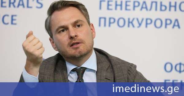 გენერალურ პროკურატურაში კორუფციული სკანდალის ფონზე უკრაინის გენერალურმა პროკურორმა გადადგომის შესახებ განცხადება დაწერა