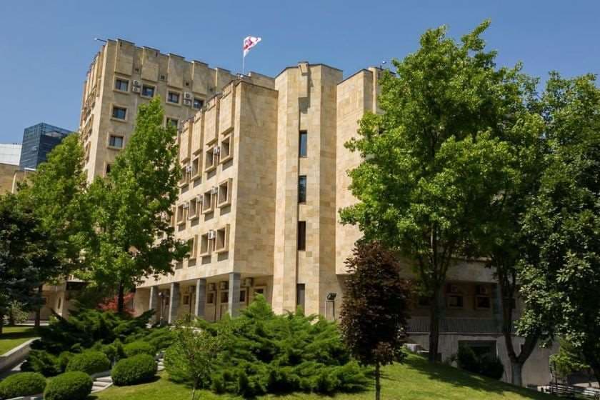 პროკურატურამ განსაკუთრებით დიდი ოდენობით ნარკოტიკული საშუალების უკანონო შეძენა, შენახვის და რეალიზაციის ხელშეწყობის ფაქტებზე 8 ადამიანს ბრალდება წარუდგინა