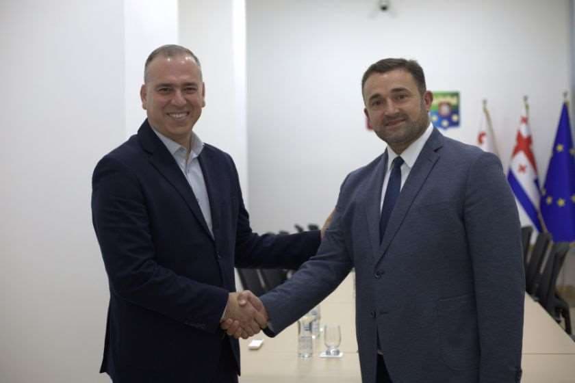ცესკოს თავმჯდომარე და მდივანი უსკოს ახალ თავმჯდომარეს და აჭარის საოლქო საარჩევნო კომისიების თავმჯდომარეებს შეხვდნენ