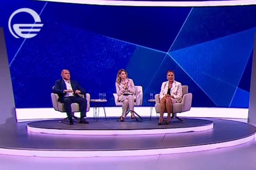 თამარ მახარაშვილი: თუ ადრე დაწყებითის მასწავლებელს 13 საათი ჰქონდა, ეროვნულ სასწავლო გეგმაში შეტანილი ბოლო ცვლილებების მიხედვით, მათ საათების რაოდენობა ეზრდებათ