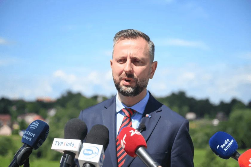 პოლონეთში განაცხადეს, რომ უკრაინაზე მორიგი იერიშის დროს, რუსულ დრონებს ქვეყნის საჰაერო სივრცე არ დარღვევია