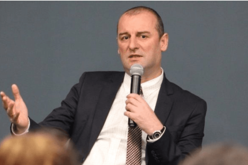 პარლამენტში დღეს უზენაესი სასამართლოს მოსამართლეობის კანდიდატს, დავით მამისეიშვილს მოუსმენენ