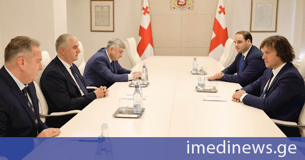 ფინანსთა სამინისტროს შემოსავლების სამსახურს მამუკა ბარათაშვილი, ხოლო საგამოძიებო სამსახურს მერაბ გამყრელიძე უხელმძღვანელებს