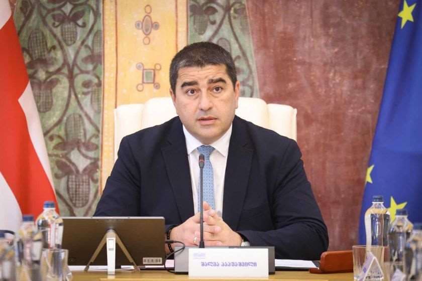 პარლამენტში ინიციირებული „დაგროვებითი პენსიის შესახებ“ კანონში ცვლილებები, საპენსიო ფონდის მიერ დაკისრებული ჯარიმებისგან დამსაქმებელთა გათავისუფლებას ითვალისწინებს