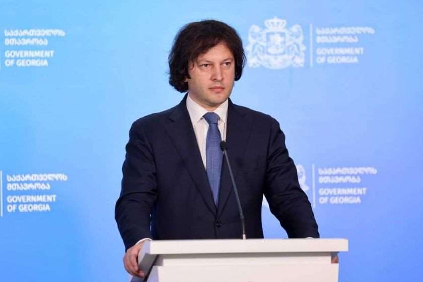პრემიერი: ერი არის მარადიული, მით უმეტეს როცა საუბარია ერებზე, რომლებიც ერთმანეთთან მეზობლობენ, შესაბამისად, ერის მიმართ დამოკიდებულება არავითარ შემთხვევაში არ შეიძლება, იყოს სიძულვილზე აგებული, პოლიტიკაში უნდა გვქონდეს ძალიან მკაცრი პოზიციები, წითელი ხაზები, სადაც ეს ეხება ეროვნულ ინტერესებს, თუმცა აქაც ნებისმიერი პოლიტიკური ნაბიჯი უნდა იყოს პრაგმატული