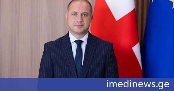 გივი მიქანაძე: მოსწავლეებს, მასწავლებლებს, მშობლებს, სკოლის დირექტორებს, სტუდენტებსა და სრულიად საზოგადოებას გულითადად გილოცავთ ახალი სასწავლო წლის დაწყებას!