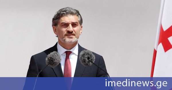 ძლიერი და დამოუკიდებელი სახელმწიფო იქმნება თავისუფლად მოაზროვნე, პასუხისმგებლიანი თაობით - პრეზიდენტი მიხეილ ყაველაშვილი მოსწავლეებს, სტუდენტებს, პედაგოგებს, პროფესორ-მასწავლებლებსა და მშობლებს ახალი სასწავლო წლის დაწყებას ულოცავს