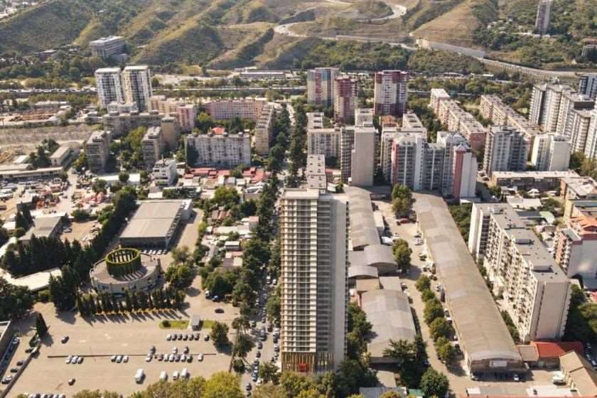 სამტრედიის ქუჩაზე მდებარე ავარიული სახლი კეთილმოწყობილი საცხოვრებელი კორპუსით ჩანაცვლდება