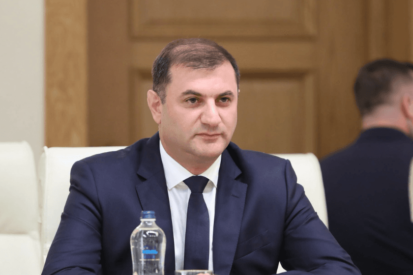 თამაზ ბორაშვილი: მიმდინარე წელს „სახელმწიფო უსაფრთხოების აკადემიას“ უმაღლესი საგანმანათლებლო დაწესებულების სტატუსი მიენიჭა და მიღებული აკრედიტაციის საფუძველზე, პირველად განახორციელებს „სახელმწიფო უსაფრთხოების“ სამაგისტრო პროგრამას